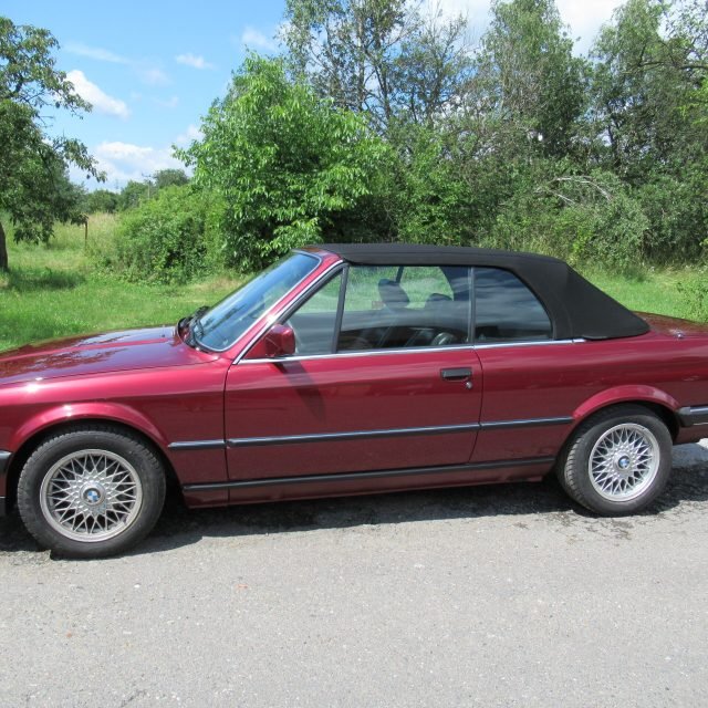 BMW 325iCabrio-YoungtimerRestauration- Tschechien 01